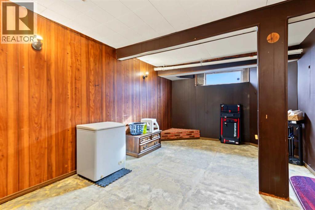 529 42 Street Se Property Photo 22