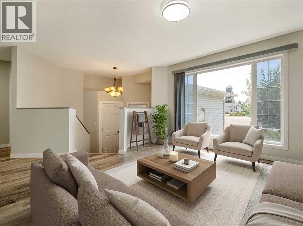 204 Mt Rundle Road W Property Photo 6