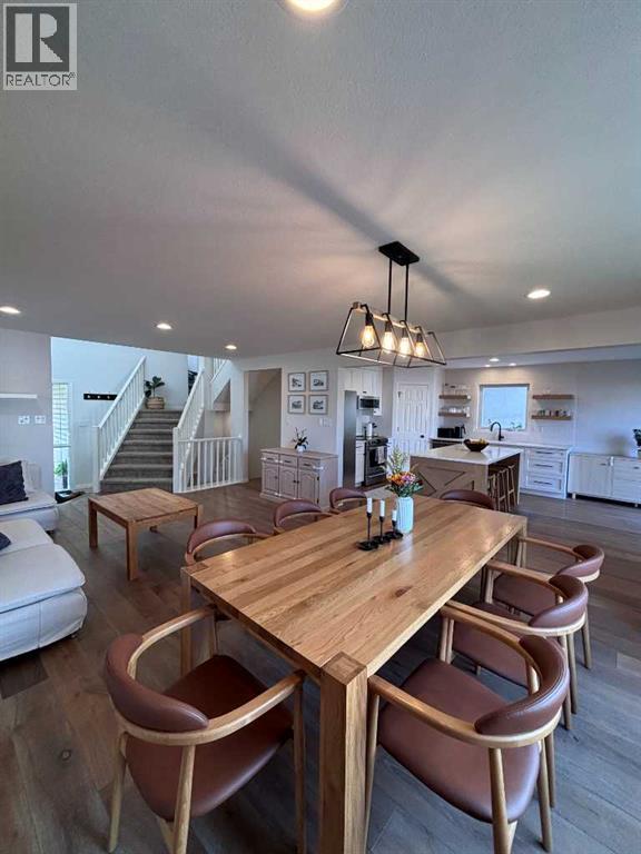 18 Sarcee Place W Property Photo 10