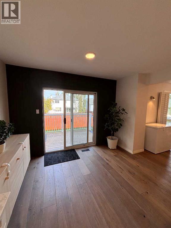 18 Sarcee Place W Property Photo 12