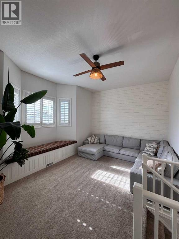 18 Sarcee Place W Property Photo 15