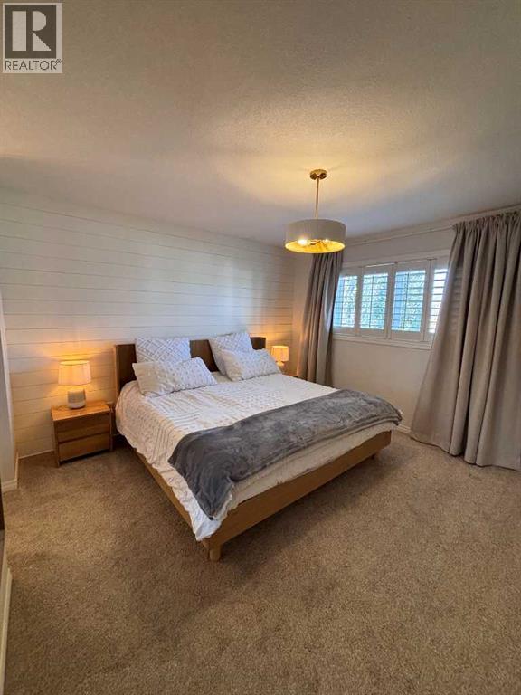 18 Sarcee Place W Property Photo 27