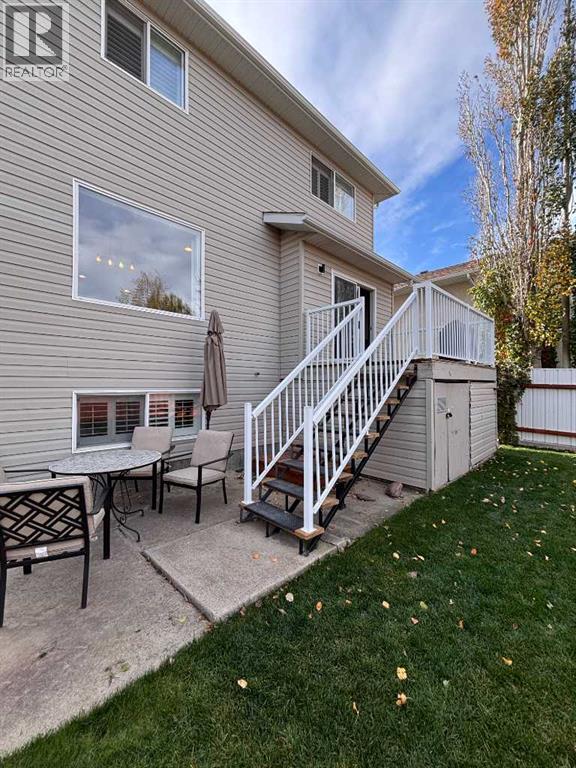 18 Sarcee Place W Property Photo 32
