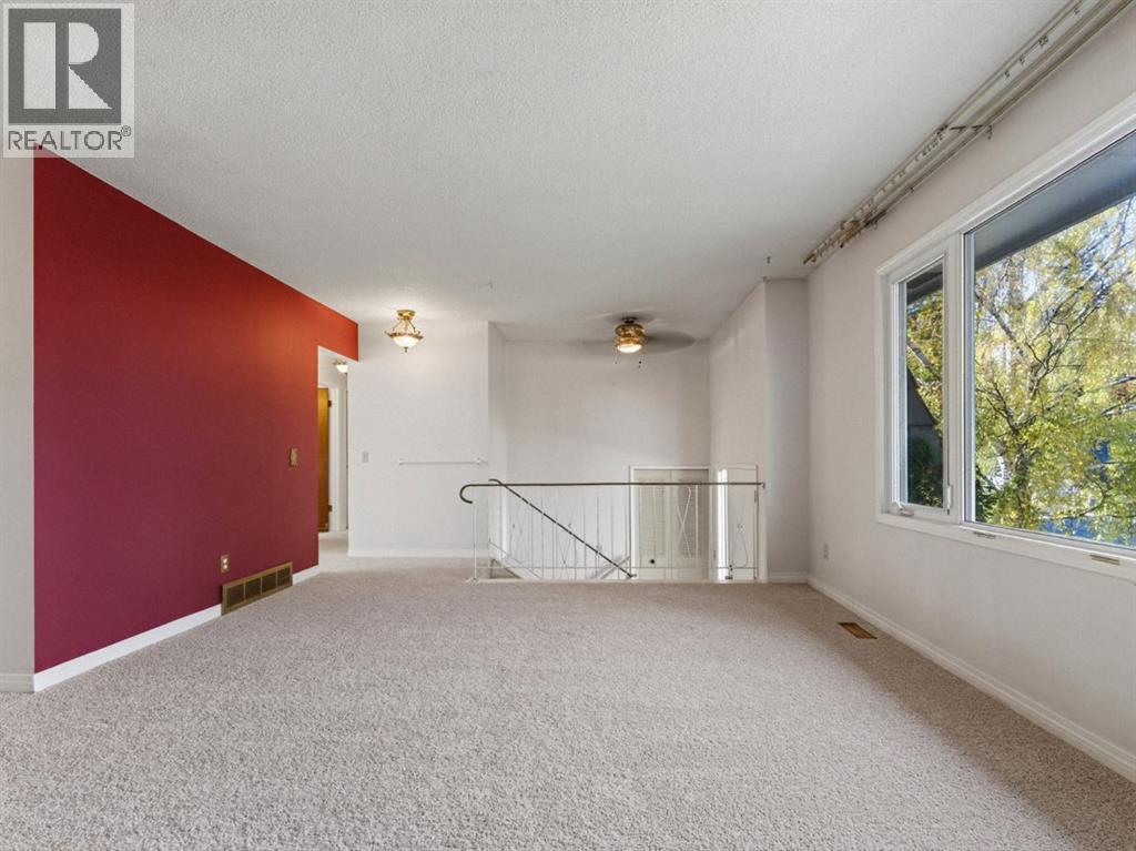 1219 Hunterquay Hill Nw Property Photo 10