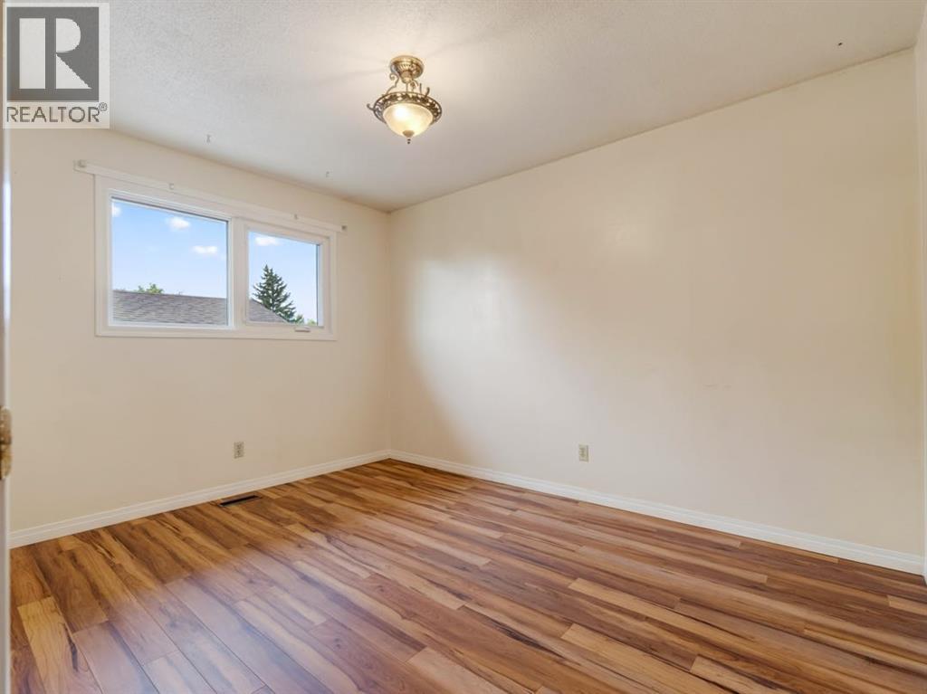 1219 Hunterquay Hill Nw Property Photo 25