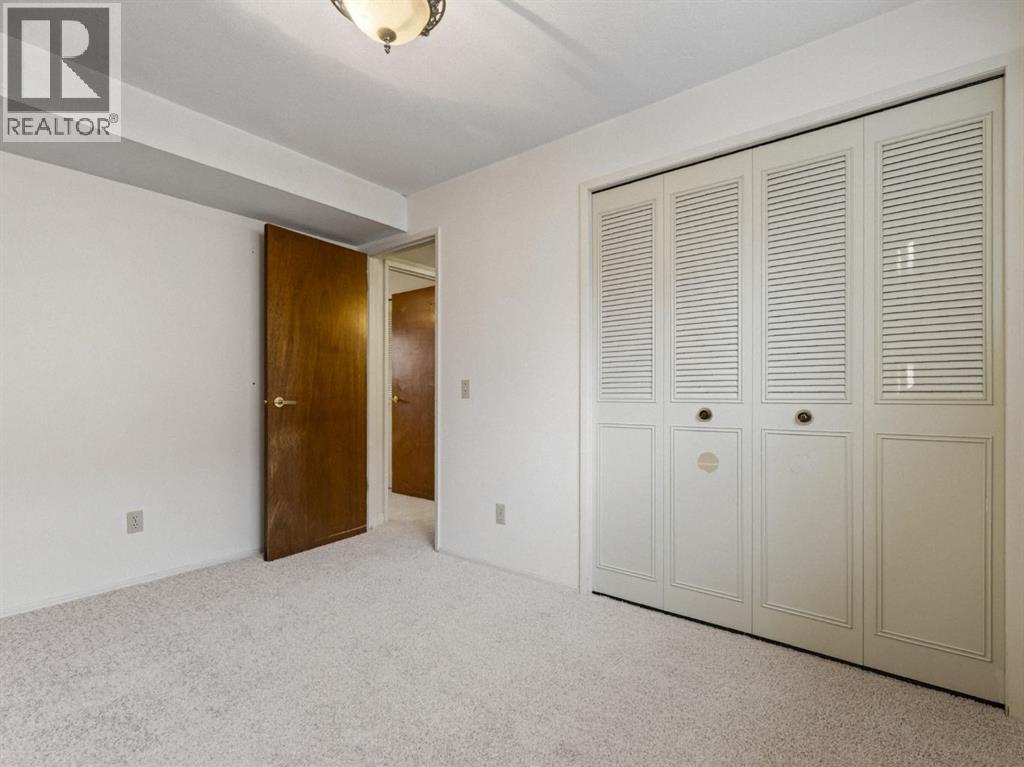 1219 Hunterquay Hill Nw Property Photo 31