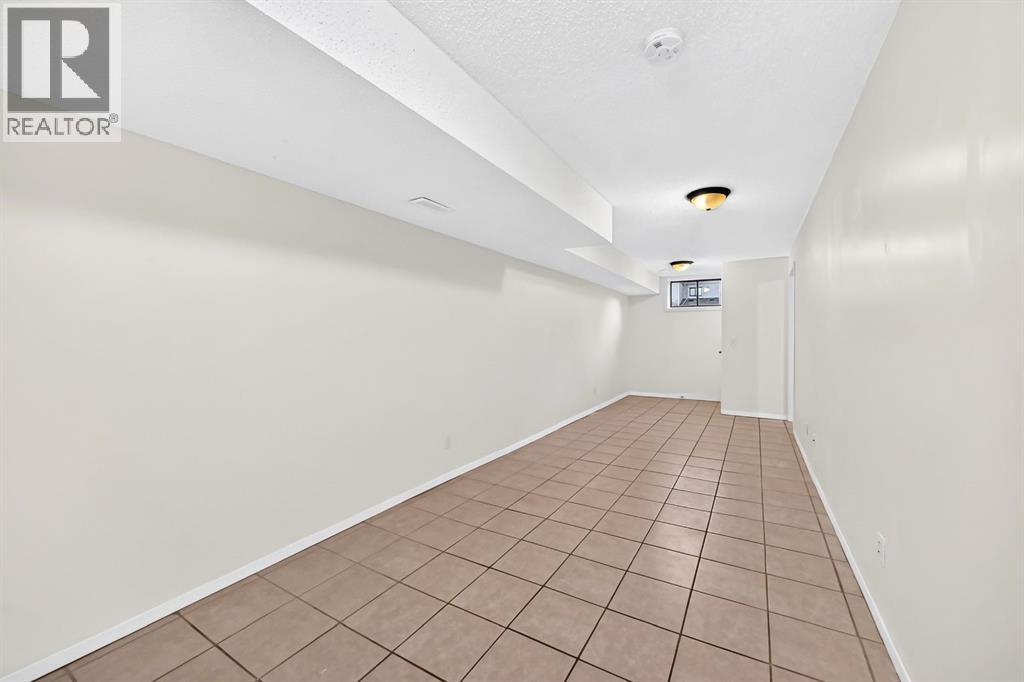 260 Berwick Drive Nw Property Photo 29