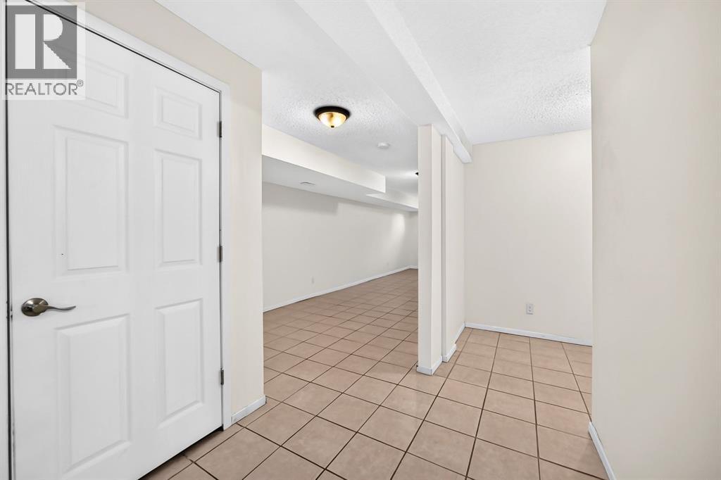 260 Berwick Drive Nw Property Photo 37