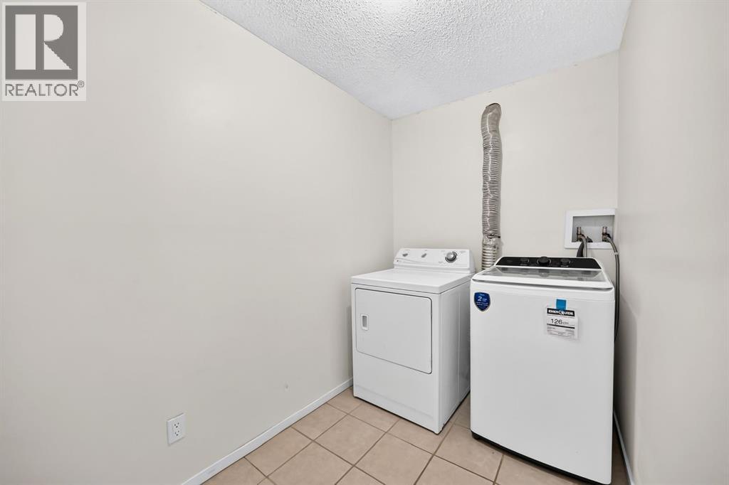 260 Berwick Drive Nw Property Photo 44