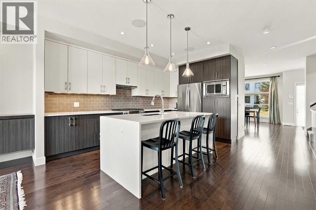 2208 32 Street Sw Property Photo 6
