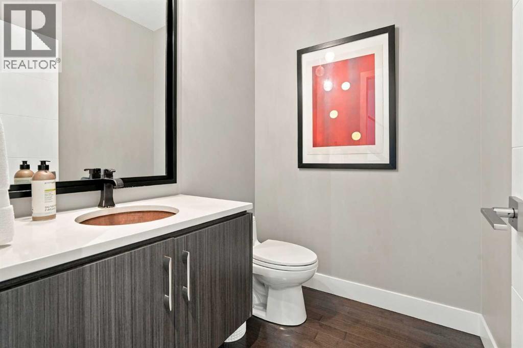 2208 32 Street Sw Property Photo 18
