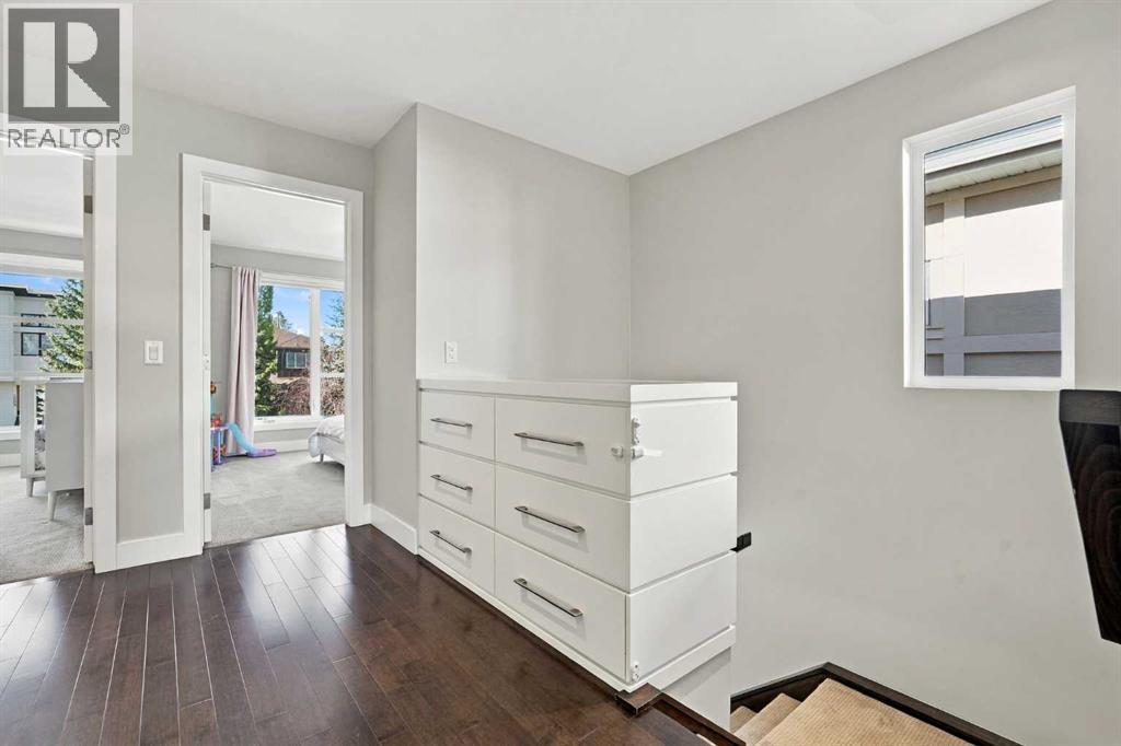 2208 32 Street Sw Property Photo 28