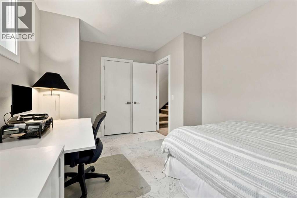 2208 32 Street Sw Property Photo 41
