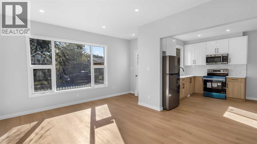 234 14 Street N Property Photo 1