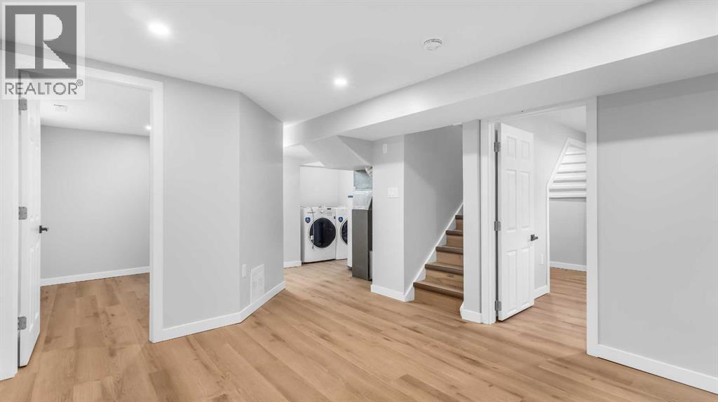 234 14 Street N Property Photo 17