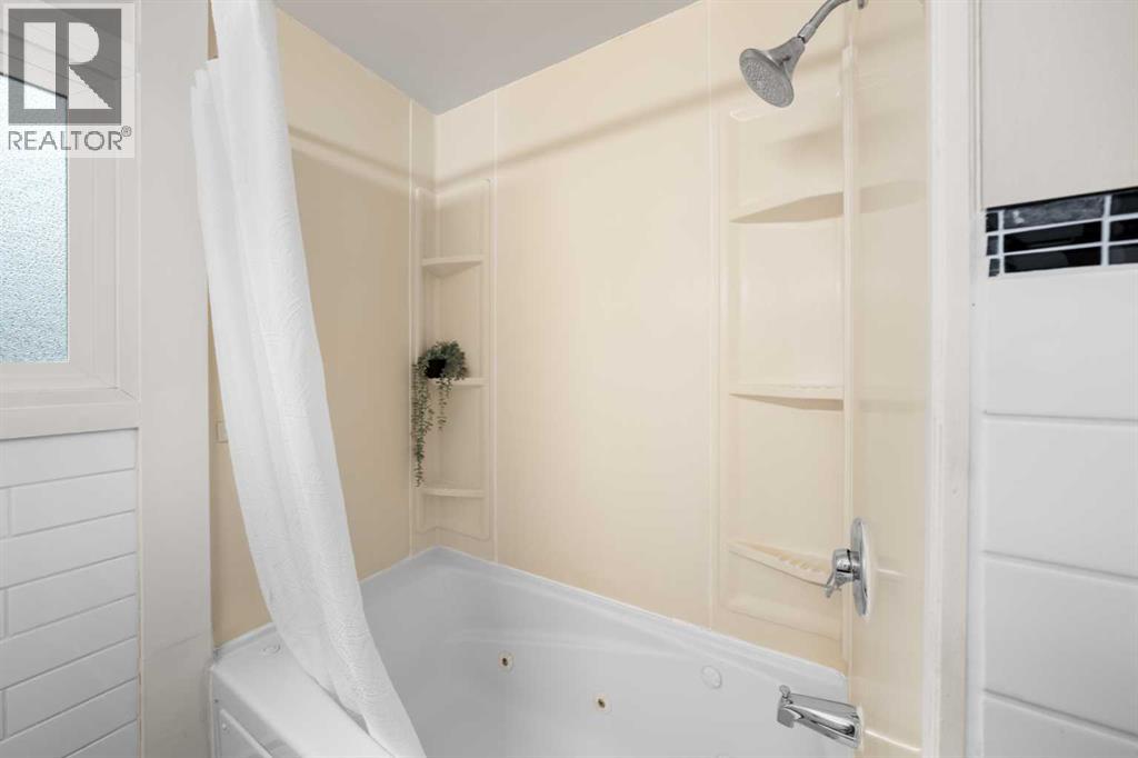 92 Chinook Drive Sw Property Photo 24