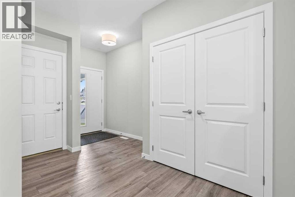 109 Mallard Grove Se Property Photo 2