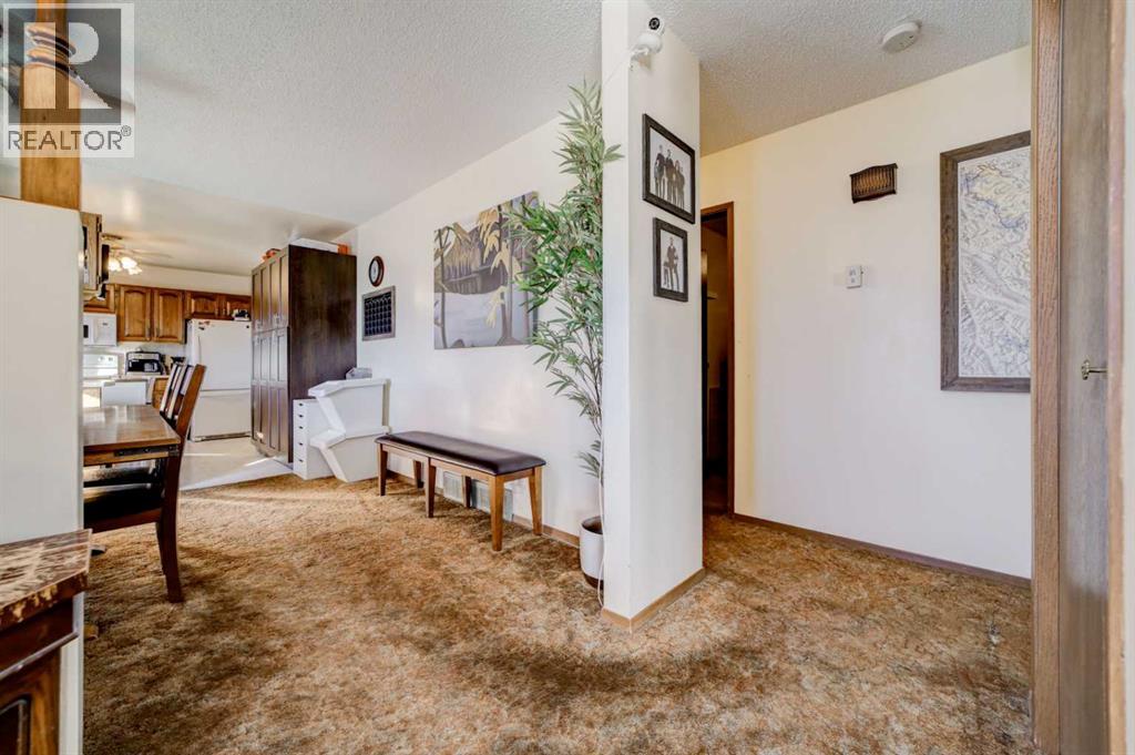 8605 19 Avenue Property Photo 7