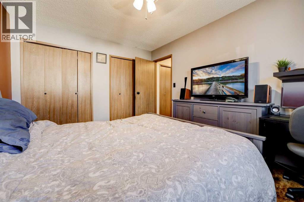 8605 19 Avenue Property Photo 15