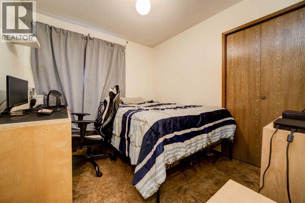 8605 19 Avenue Property Photo 17