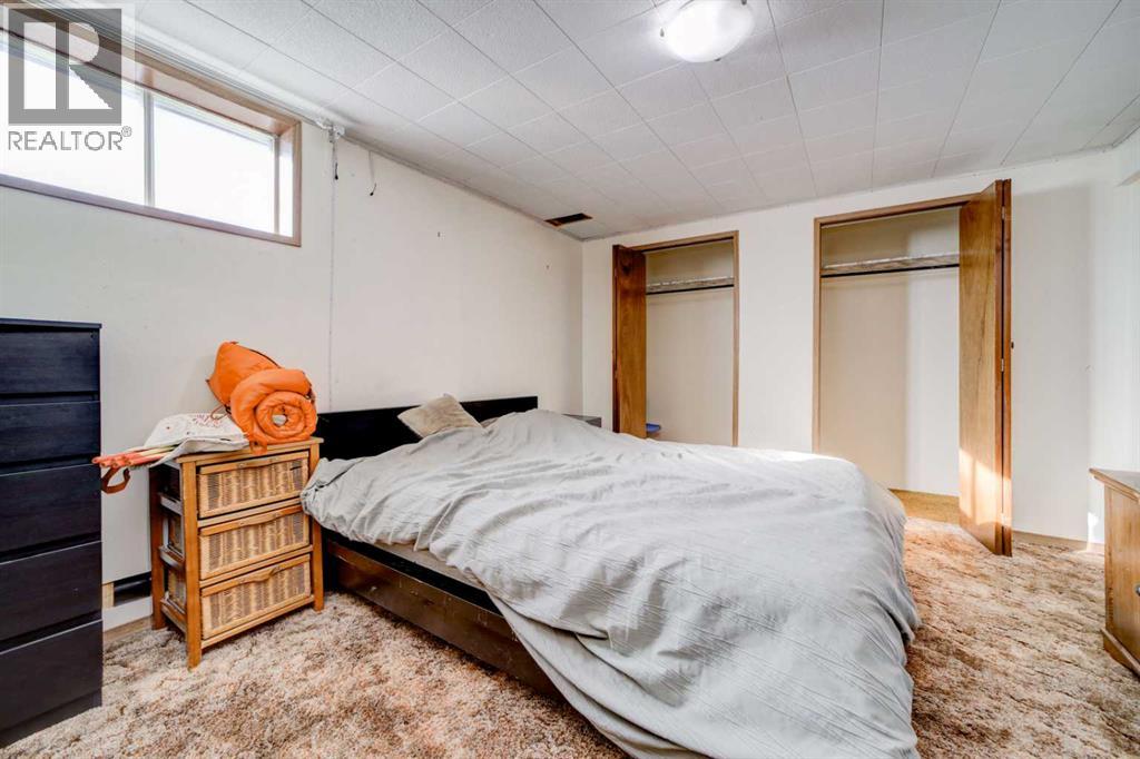 8605 19 Avenue Property Photo 25