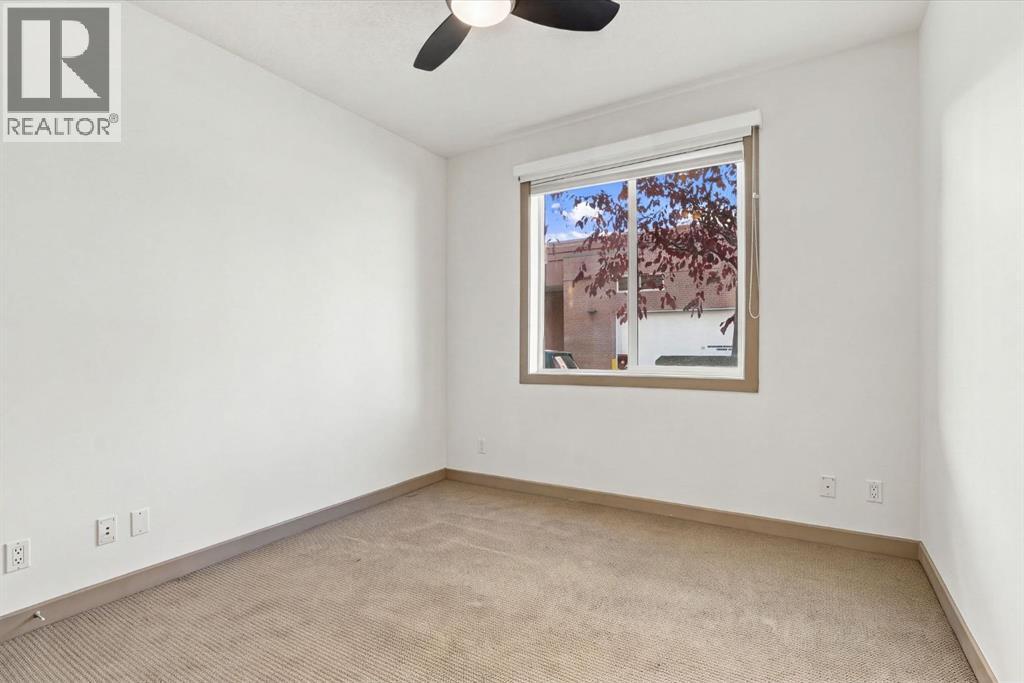 910 18 Avenue Southwest Property Photo 8