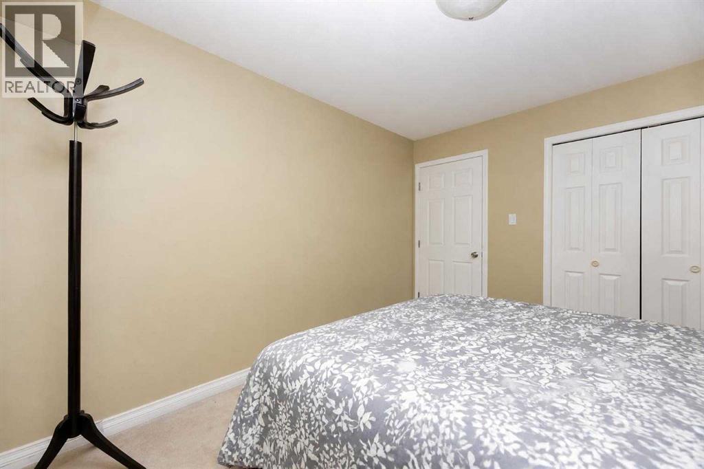 243 Gregoire Drive Property Photo 8