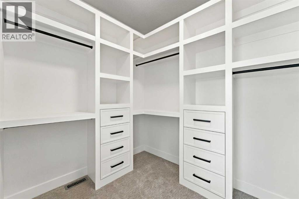 4918 21 Avenue Nw Property Photo 21