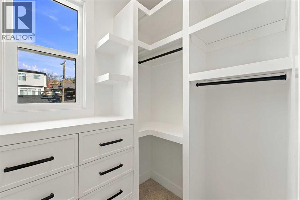 4918 21 Avenue Nw Property Photo 25