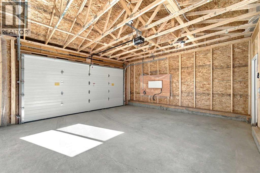 4918 21 Avenue Nw Property Photo 41