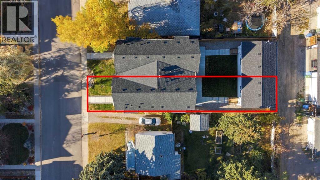4918 21 Avenue Nw Property Photo 44