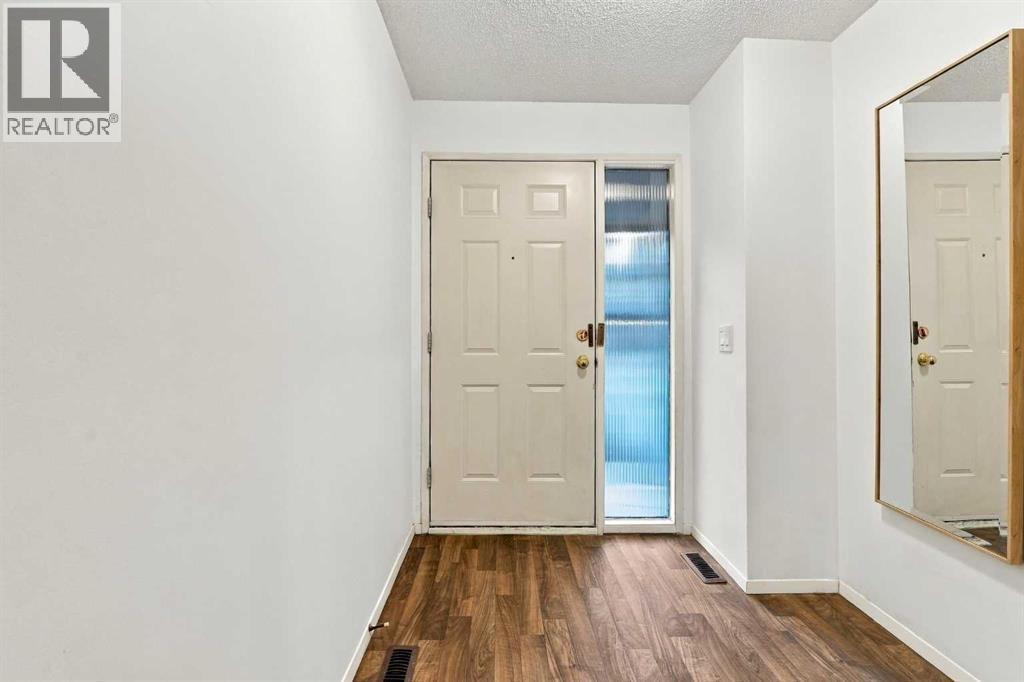 69 Glamis Gardens Sw Property Photo 4