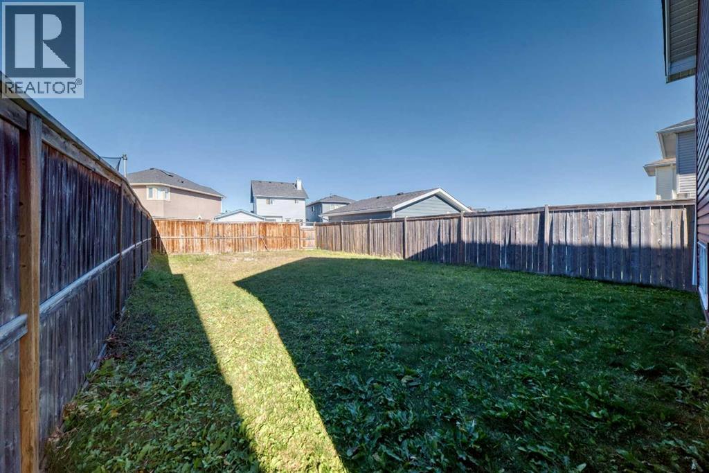 87 Taralea Gardens Ne Property Photo 30