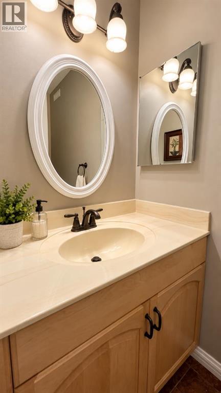 173 Shacker Crescent Property Photo 4