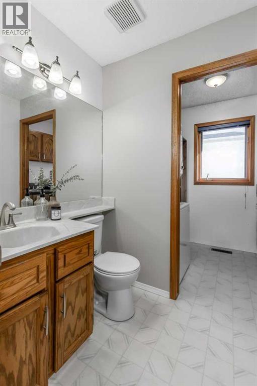 70 Riverview Circle Property Photo 6