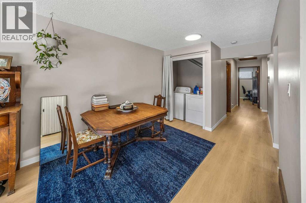 2658 11 Avenue Se Property Photo 3