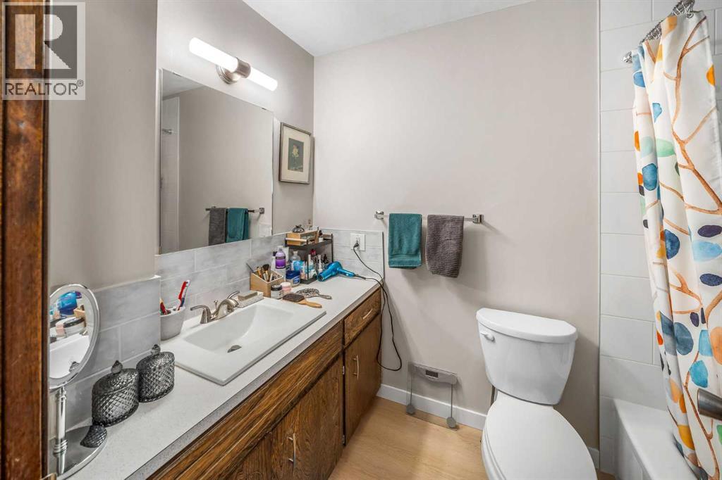 2658 11 Avenue Se Property Photo 12