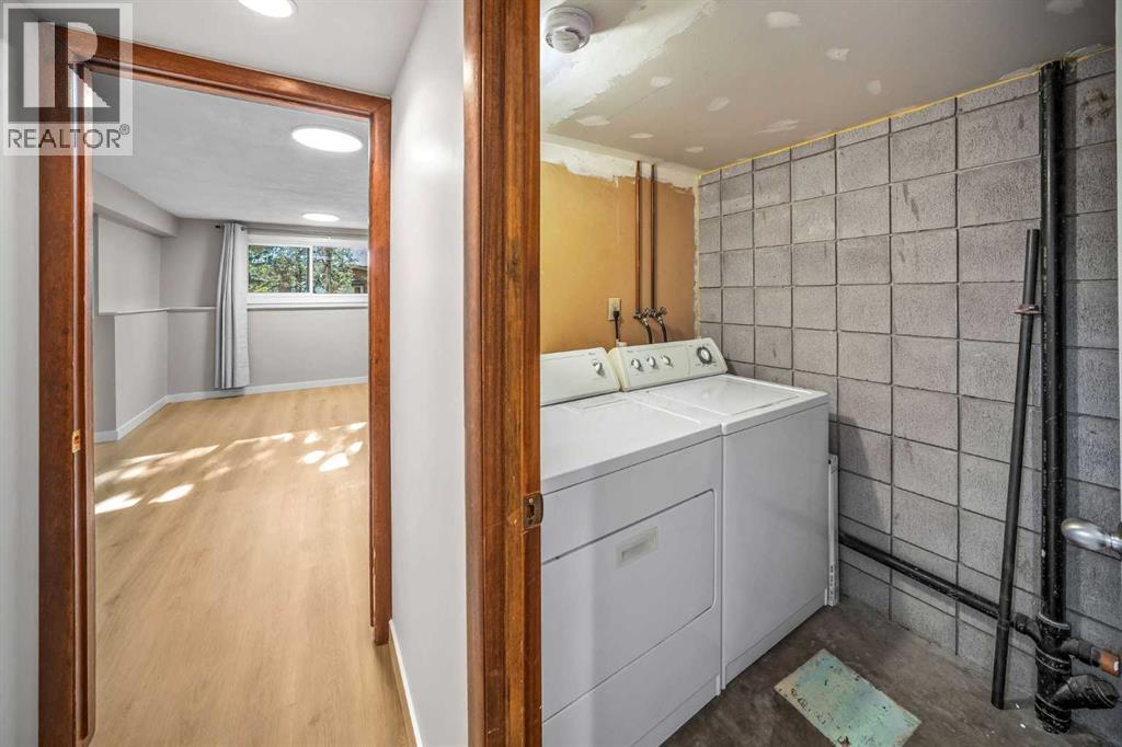 2658 11 Avenue Se Property Photo 16