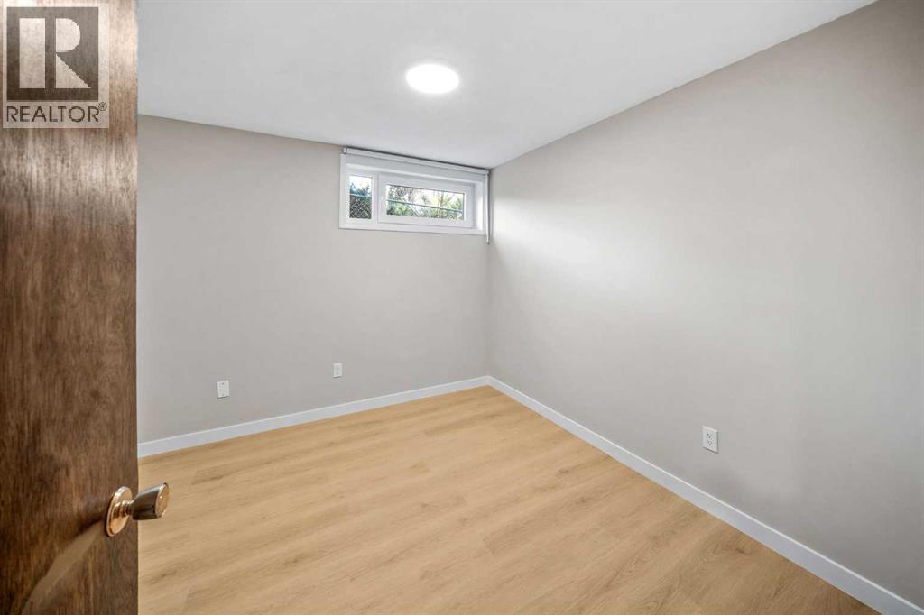 2658 11 Avenue Se Property Photo 19
