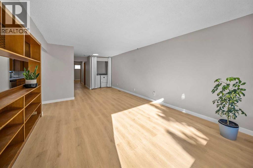 2658 11 Avenue Se Property Photo 25