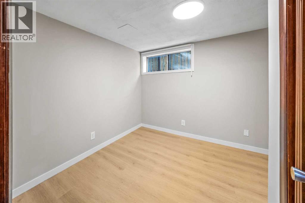 2658 11 Avenue Se Property Photo 41