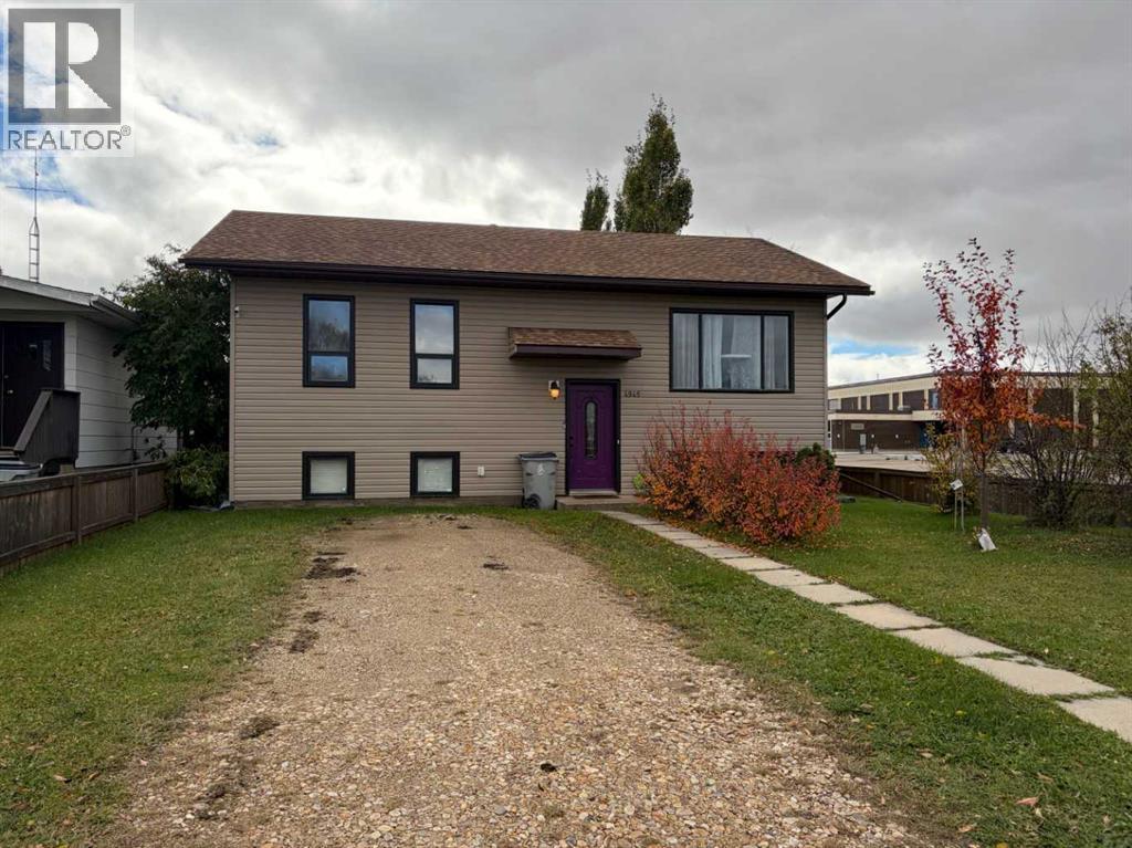 4945 59 Avenue Property Photo 1