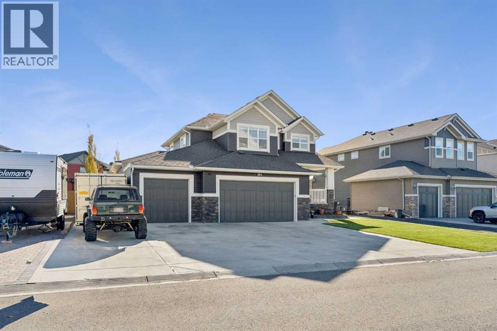 281 Boulder Creek Crescent Se Property Photo 2