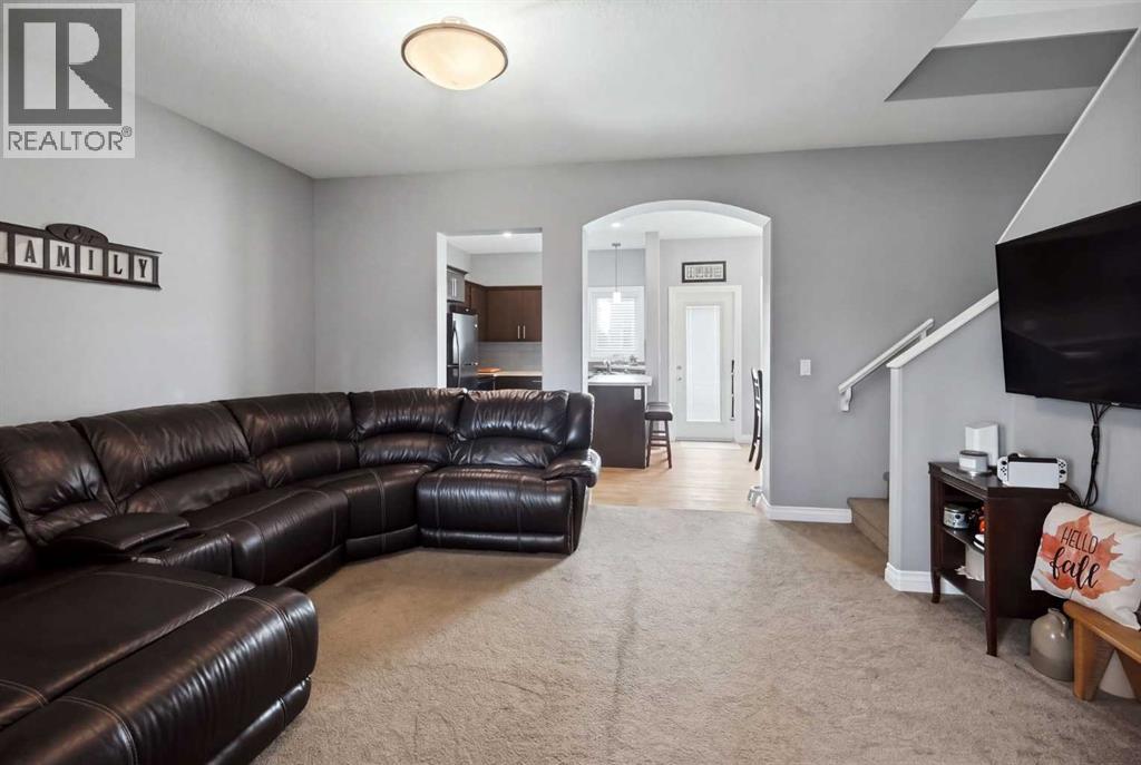 59 Crestview Boulevard Property Photo 7