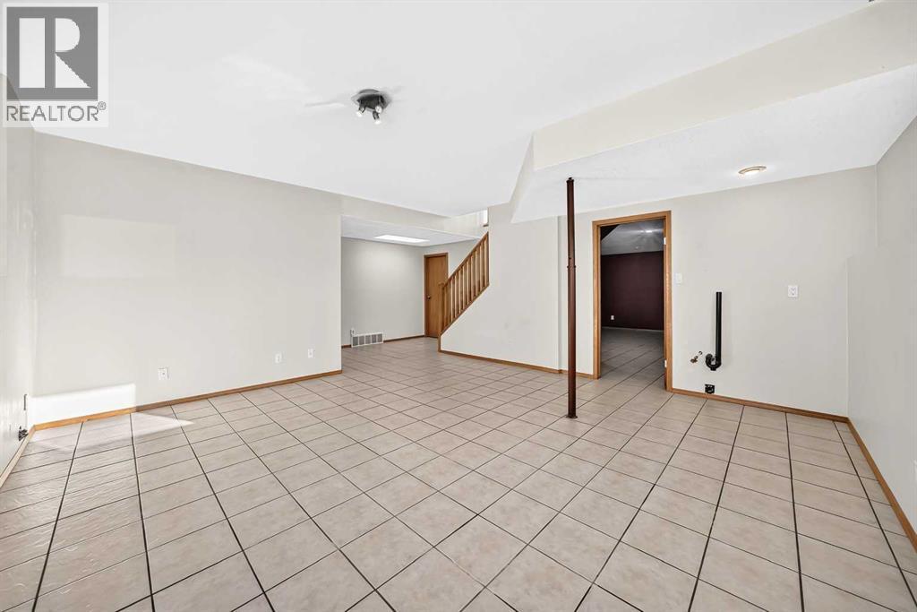 26 Firdale Close Property Photo 24