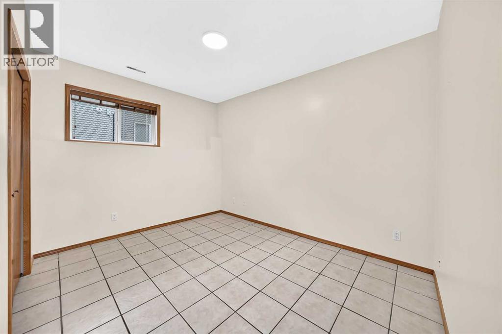 26 Firdale Close Property Photo 26