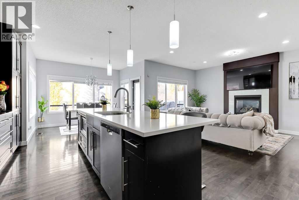 87 Brightonstone Passage Se Property Photo 8