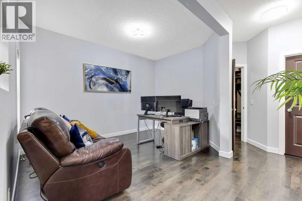 87 Brightonstone Passage Se Property Photo 13