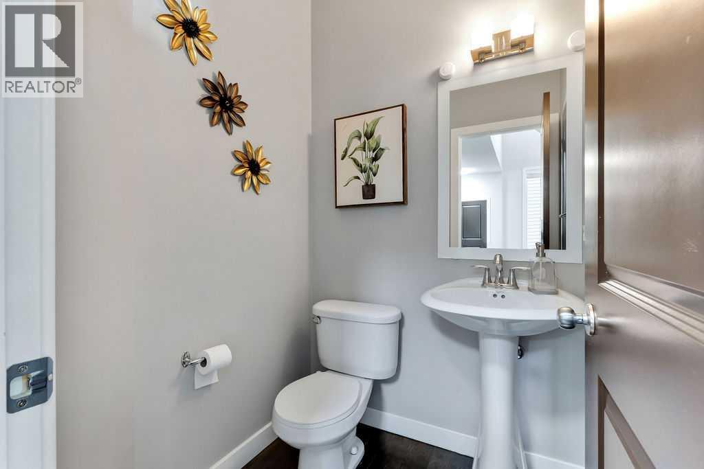 87 Brightonstone Passage Se Property Photo 15