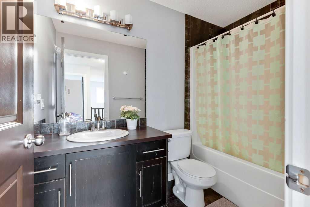 87 Brightonstone Passage Se Property Photo 16